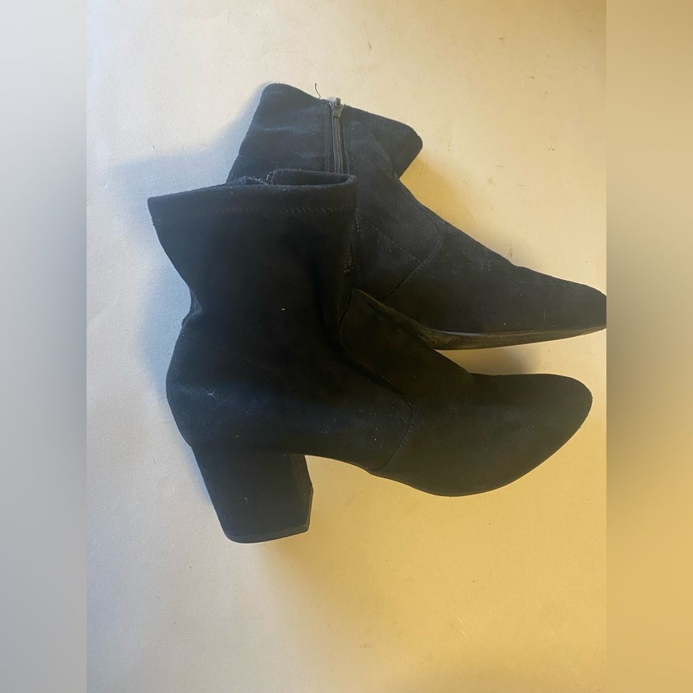 Black Faux Suede sock Ankle Boots Block Heel zip up womans size 8
